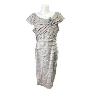 Women's Corsage Shimmer Shutter Tiered Dress Champagne sz‎ 16 Vintage Cap Sleeve